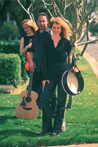 Cathie Ryan Band (3 pc.) - from cathieryan.com